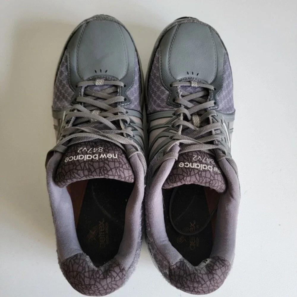 New Balance 847v2 Womens Size 10 Gray Walking Shoes‎ WW847GY2 Abzorb Comfort